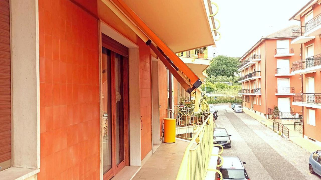 Il Tulipano Appartement San Bartolomeo Al Mare Buitenkant foto